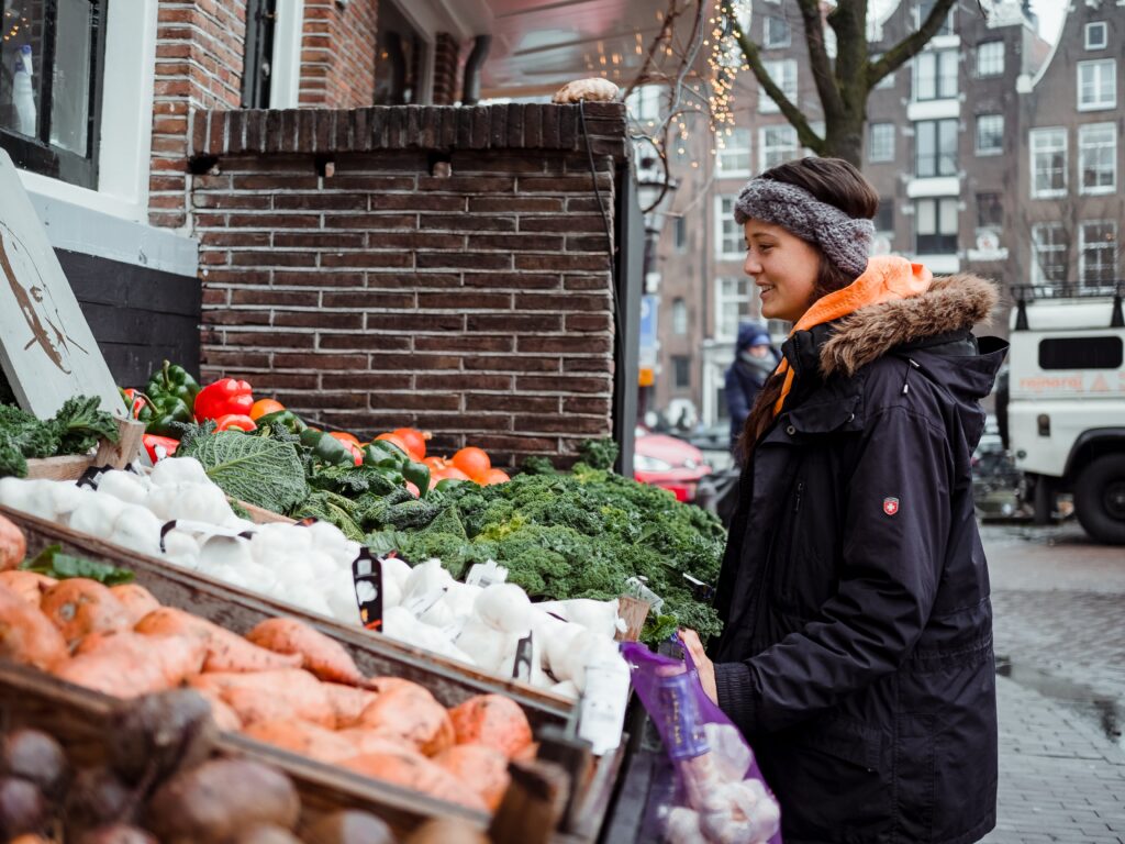 winter market shopping for healthy meals